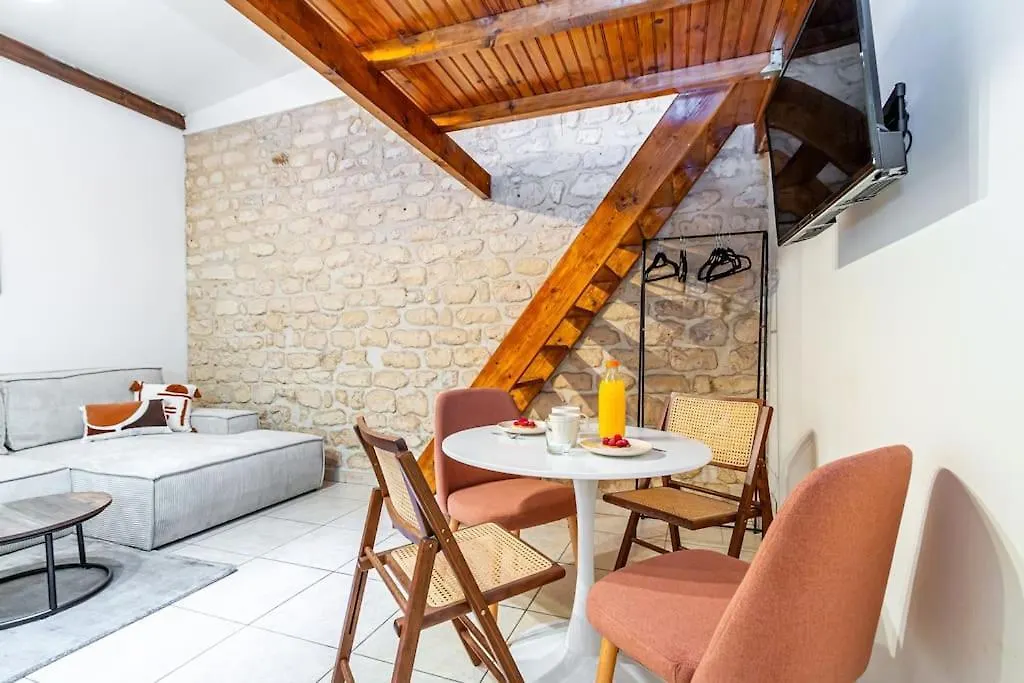 Apartment Appartement Proche Nation - III Paris France